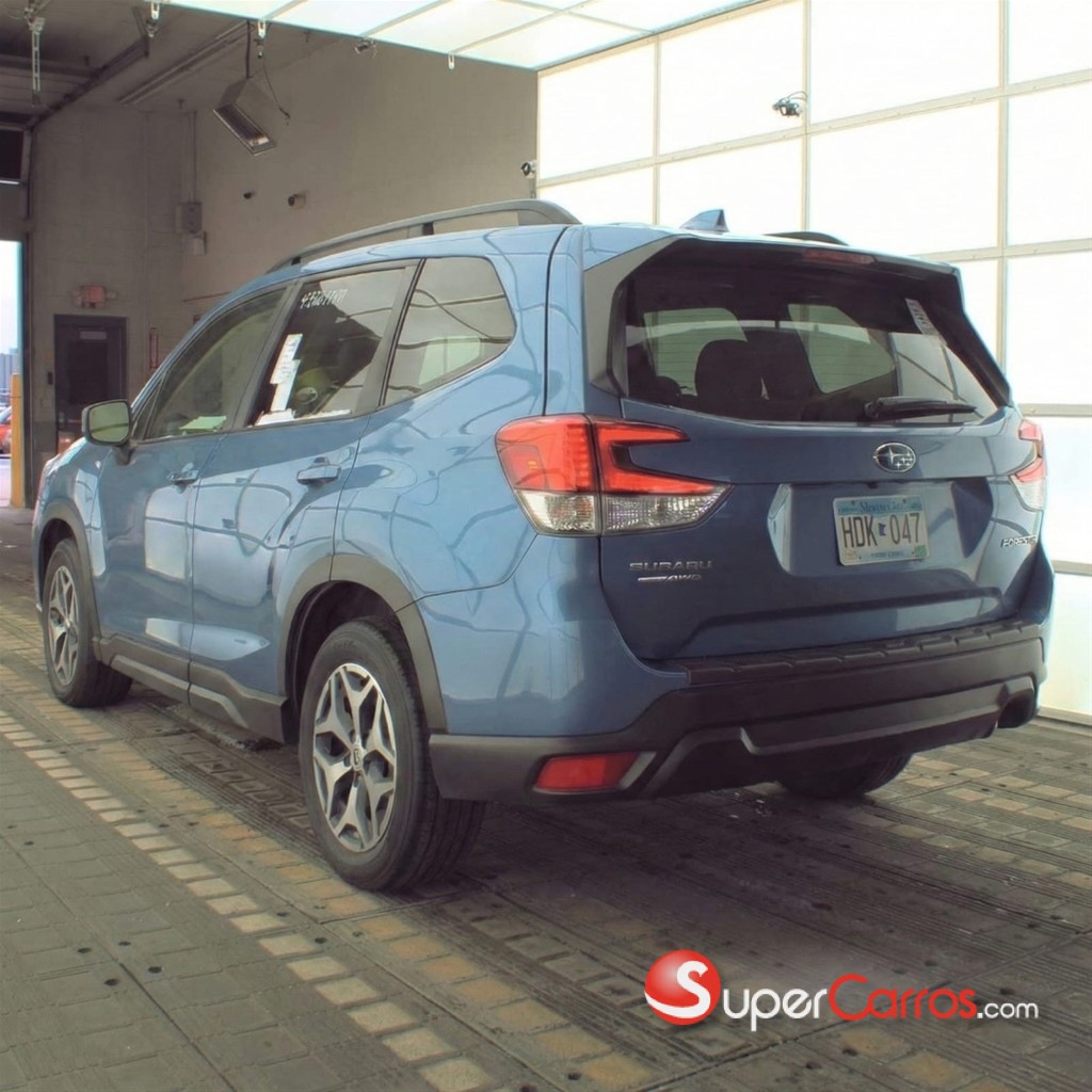 2020 Subaru Forester Premium — foto 3 / 10