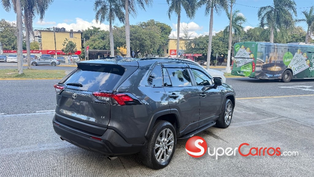 2021 Toyota RAV4 LE PLUS — foto 8 / 10
