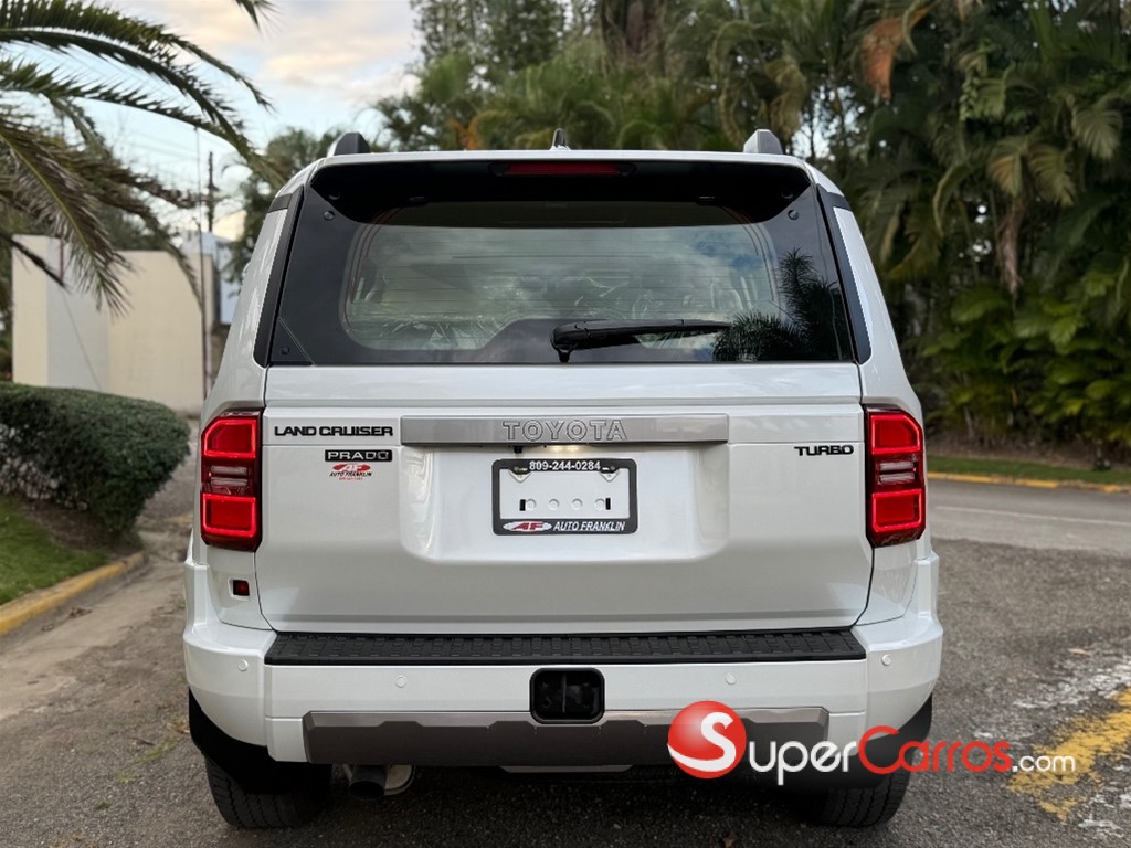2026 Toyota Land Cruiser Prado — foto 4 / 10