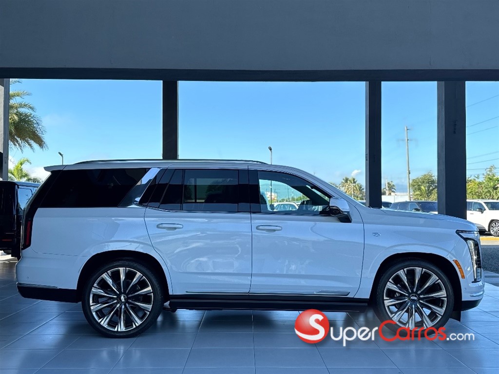 2026 Cadillac Escalade Luxury Short — foto 3 / 12