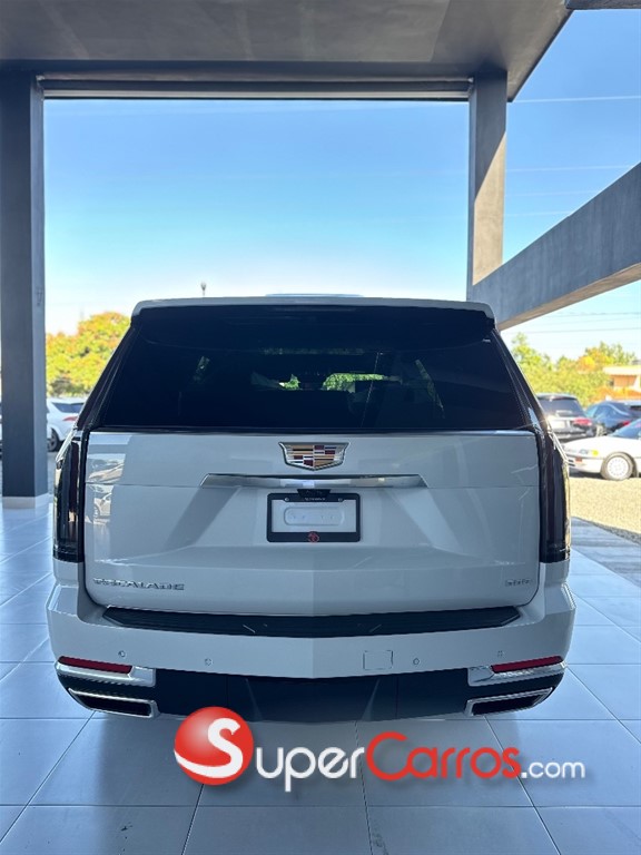 2026 Cadillac Escalade Luxury Short — foto 4 / 12