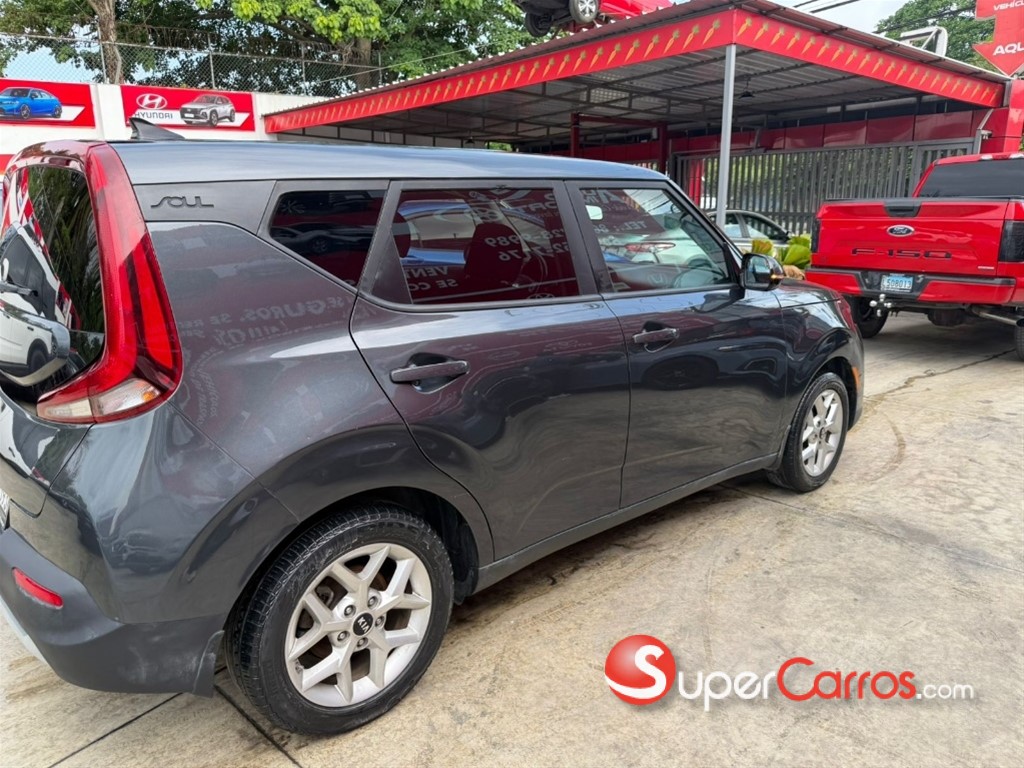 2020 Kia Soul — foto 4 / 9