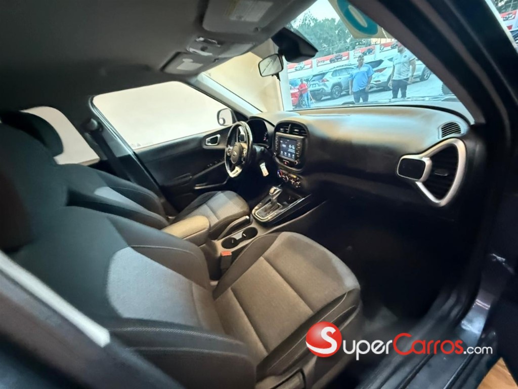 2020 Kia Soul — foto 8 / 9