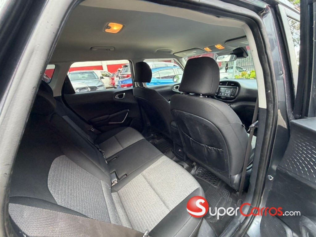 2020 Kia Soul — foto 9 / 9