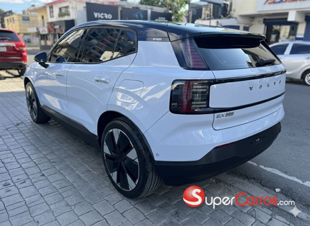 2025 Volvo EX30 ULTRA — foto 2 / 10