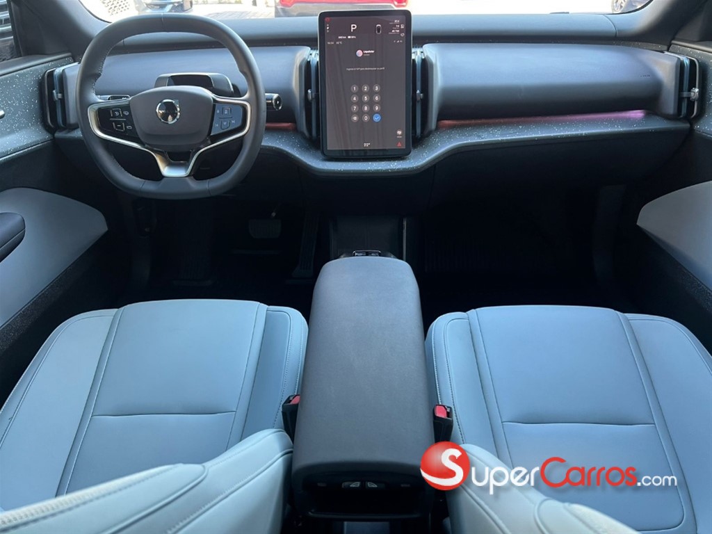 2025 Volvo EX30 ULTRA — foto 8 / 10