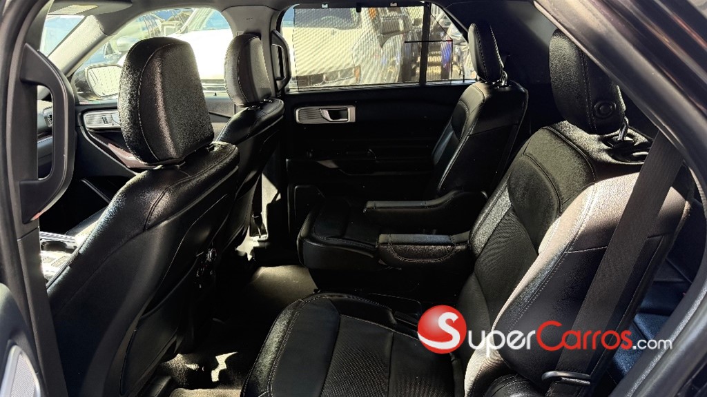 2020 Ford Explorer Limited — foto 7 / 7