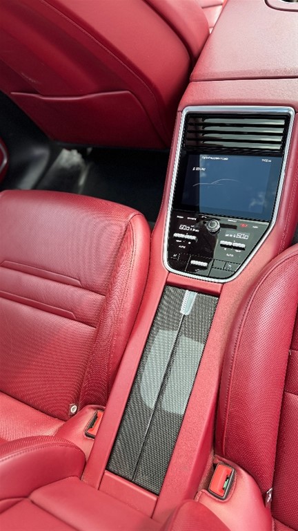 2019 Porsche Panamera Turbo — foto 9 / 12