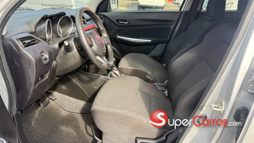 2020 Suzuki Swift — foto 11 / 12