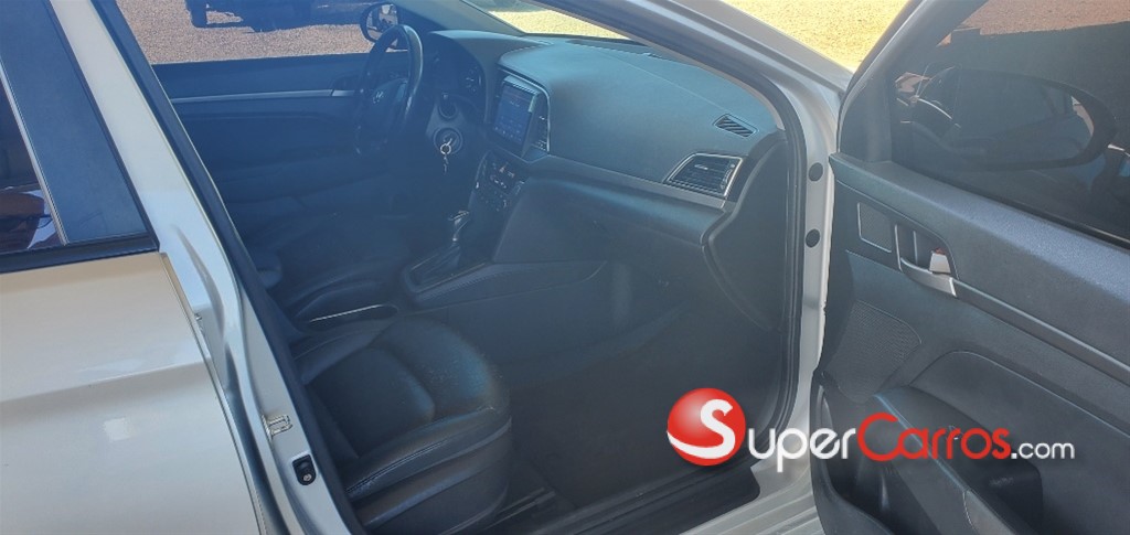 2018 Hyundai Avante — foto 3 / 12
