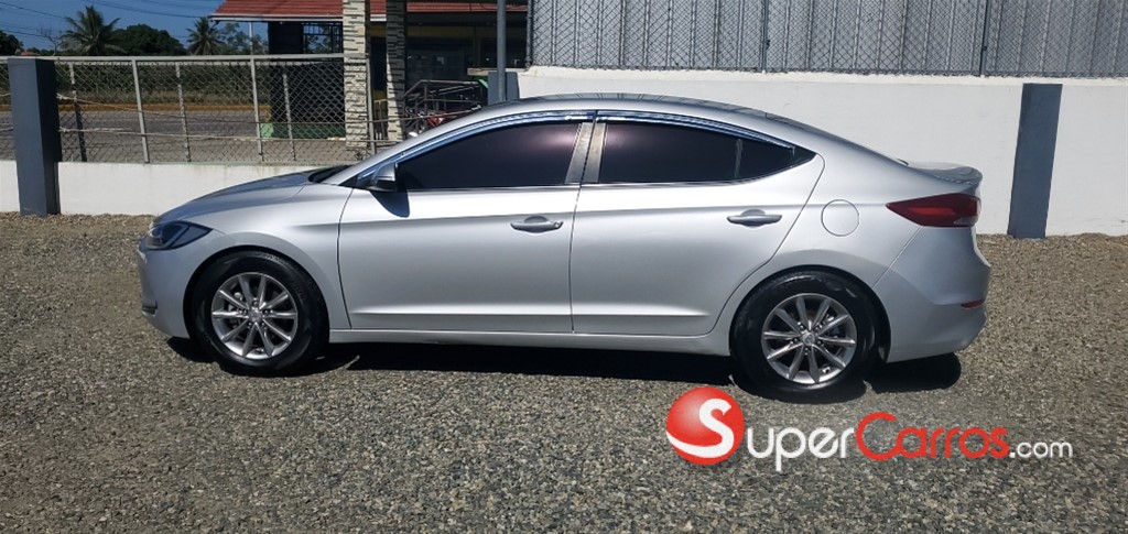 2018 Hyundai Avante — foto 11 / 12