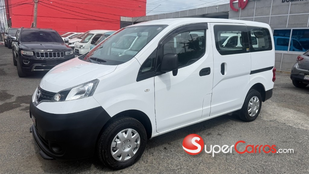 2020 Nissan NV 200 — foto 12 / 12