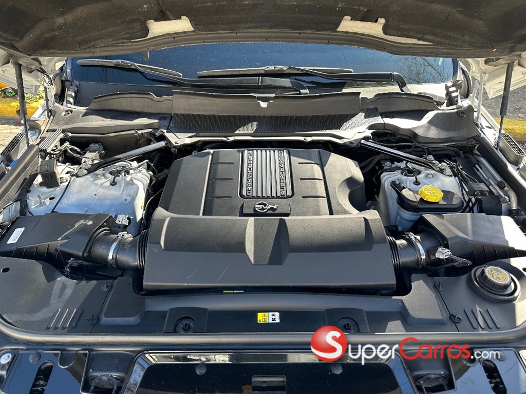 2016 Land Rover Range Rover Sport SVR SuperCharged — foto 12 / 12