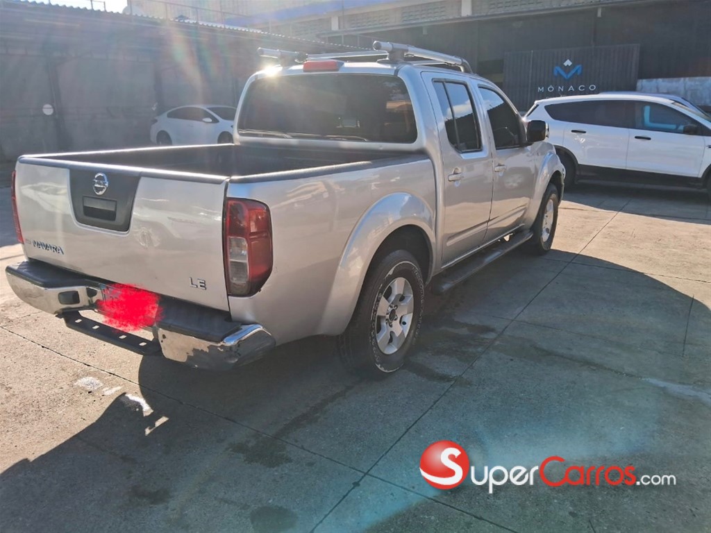 2009 Nissan Navara LE — foto 4 / 8