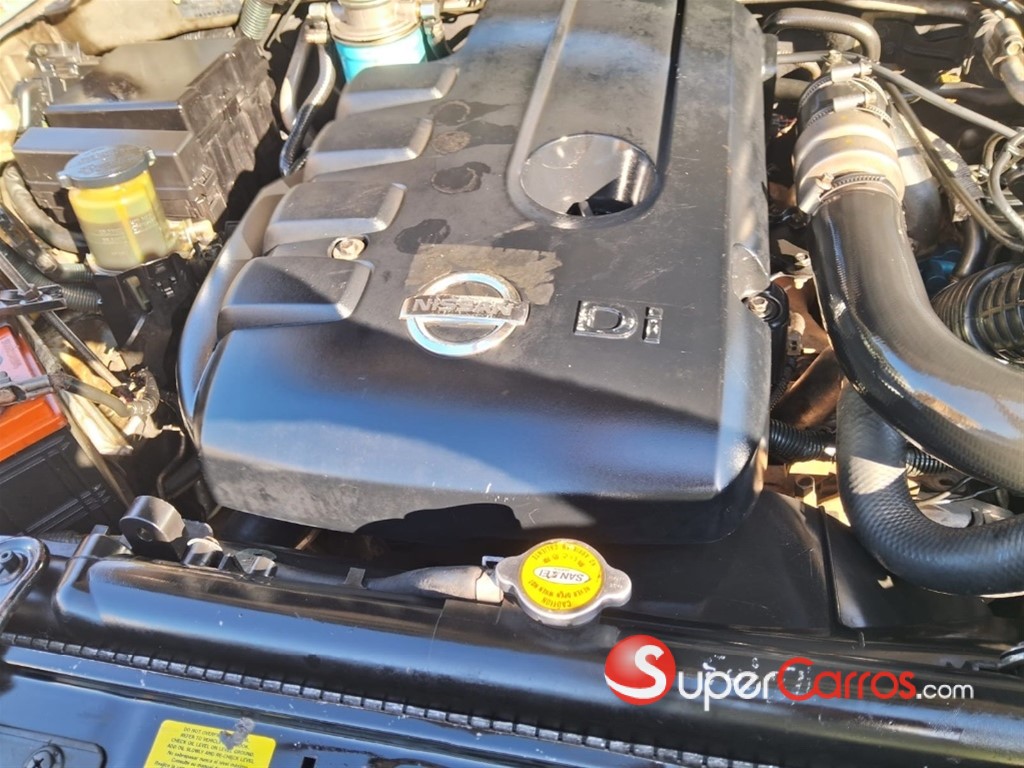 2009 Nissan Navara LE — foto 7 / 8