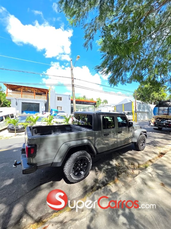 2022 Jeep Gladiator — foto 2 / 12