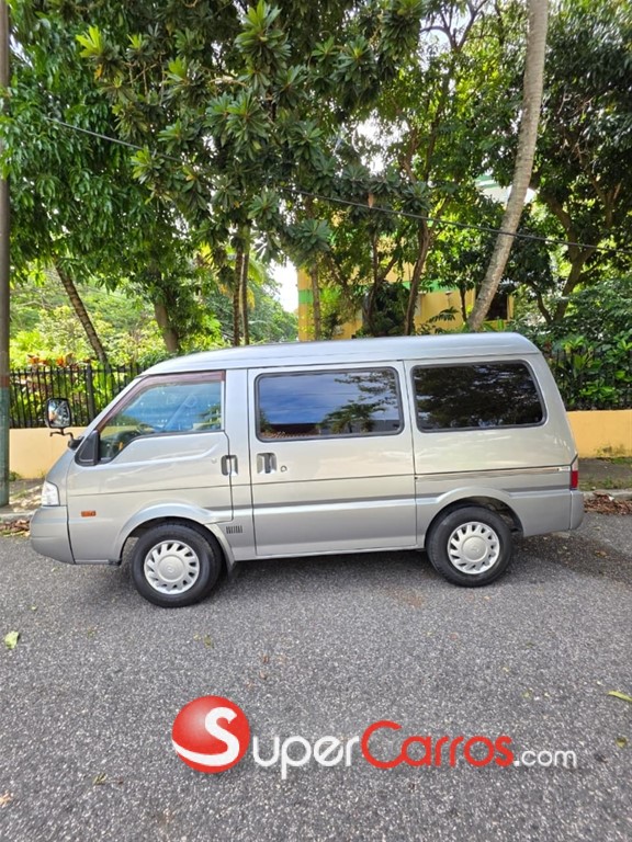2017 Mazda Bongo — foto 7 / 12