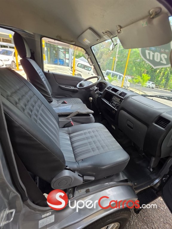 2017 Mazda Bongo — foto 8 / 12