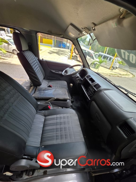 2017 Mazda Bongo — foto 10 / 12