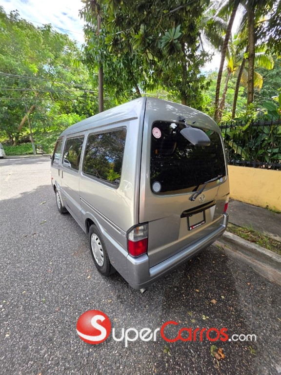 2017 Mazda Bongo — foto 11 / 12