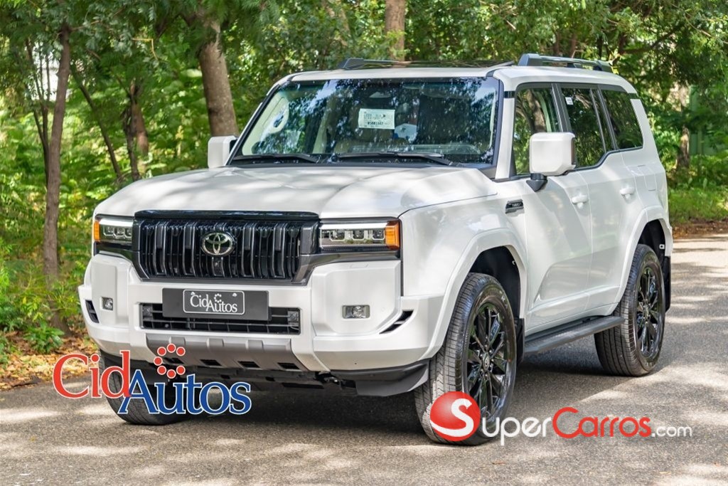 2027 Toyota Land Cruiser Prado Luxury 01 — foto 2 / 12