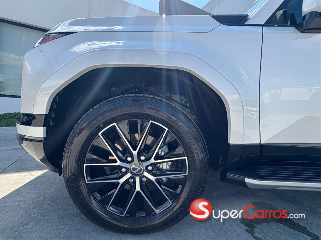 2026 Lexus GX 550 Premium Plus — foto 4 / 11