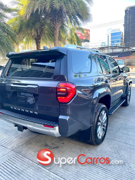 2026 Toyota 4 Runner Limited — foto 7 / 7