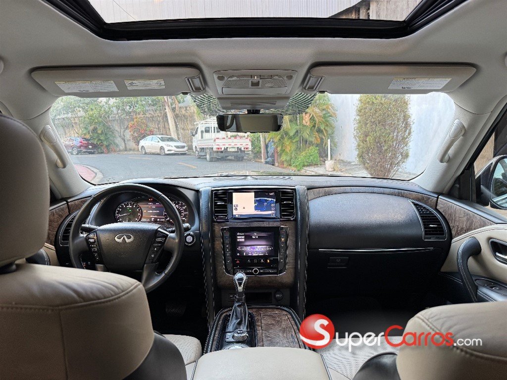 2021 Infiniti QX-80 — foto 7 / 12