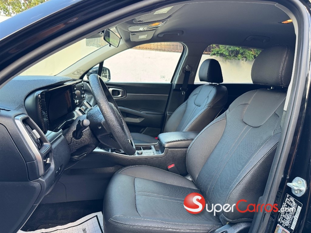 2021 Kia Sorento LX — foto 7 / 10