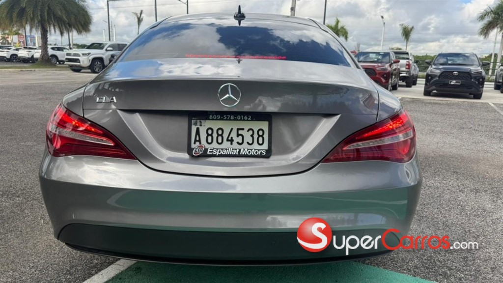 2019 Mercedes-Benz Clase CLA 180 — foto 2 / 7