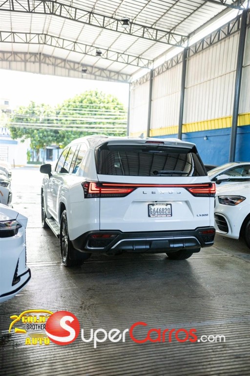 2022 Lexus LX 600 F Sport — foto 4 / 11