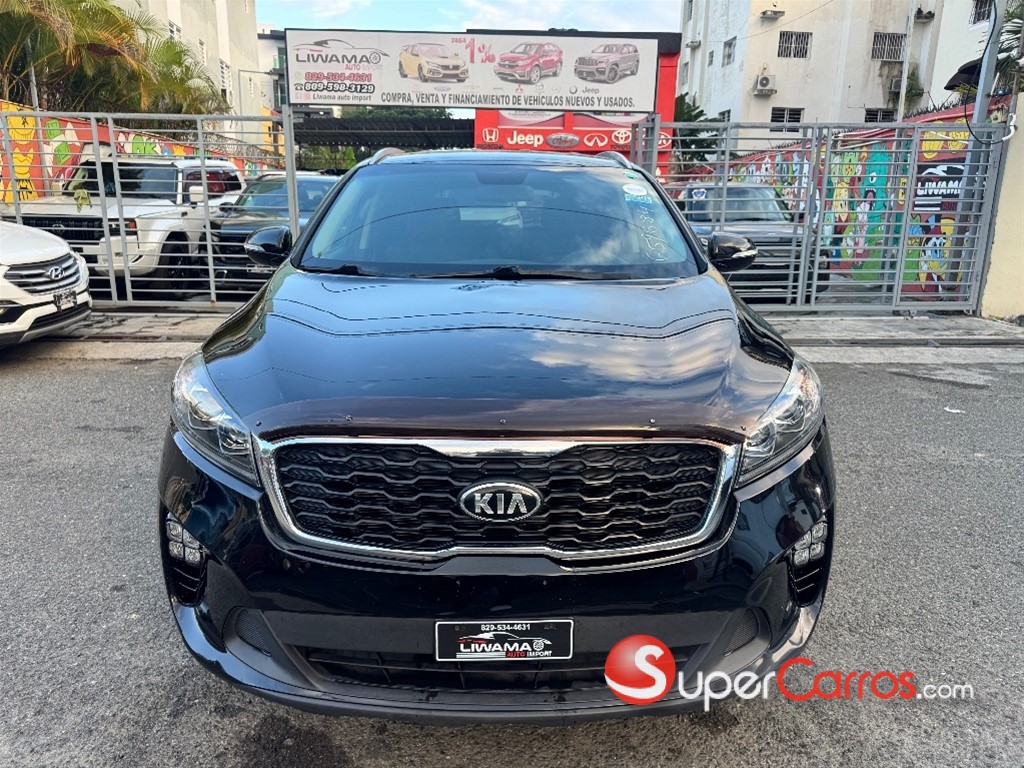 2020 Kia Sorento LX — foto 2 / 12