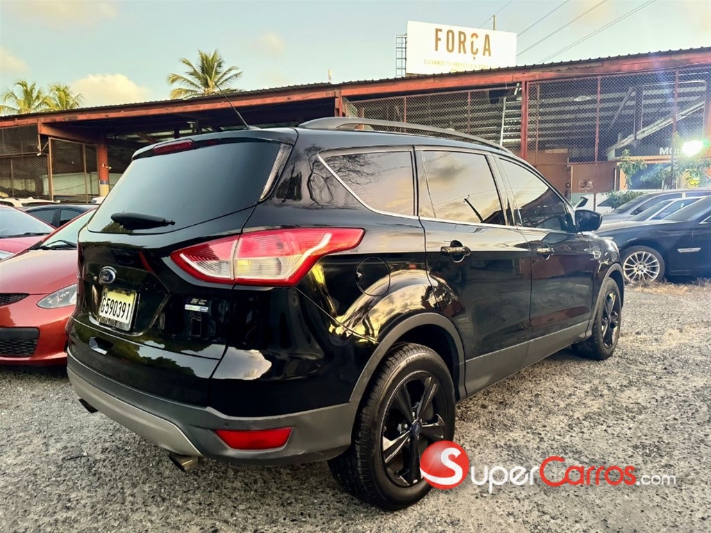 2016 Ford Escape SE — foto 6 / 11