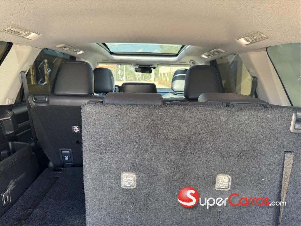 2024 Toyota Grand Highlander Limited — foto 9 / 12