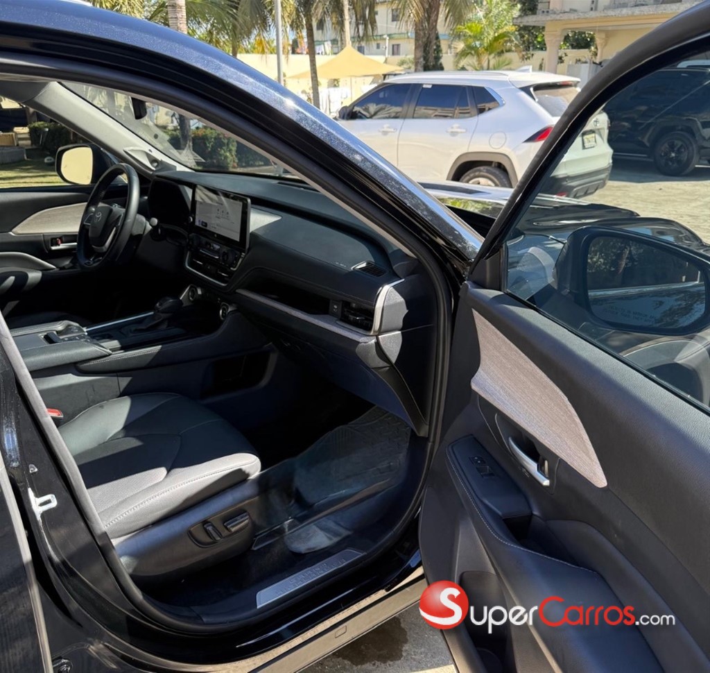 2024 Toyota Grand Highlander Limited — foto 12 / 12