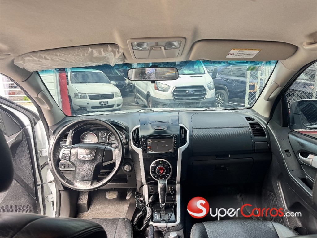 2019 Isuzu DMAX LS — foto 9 / 12