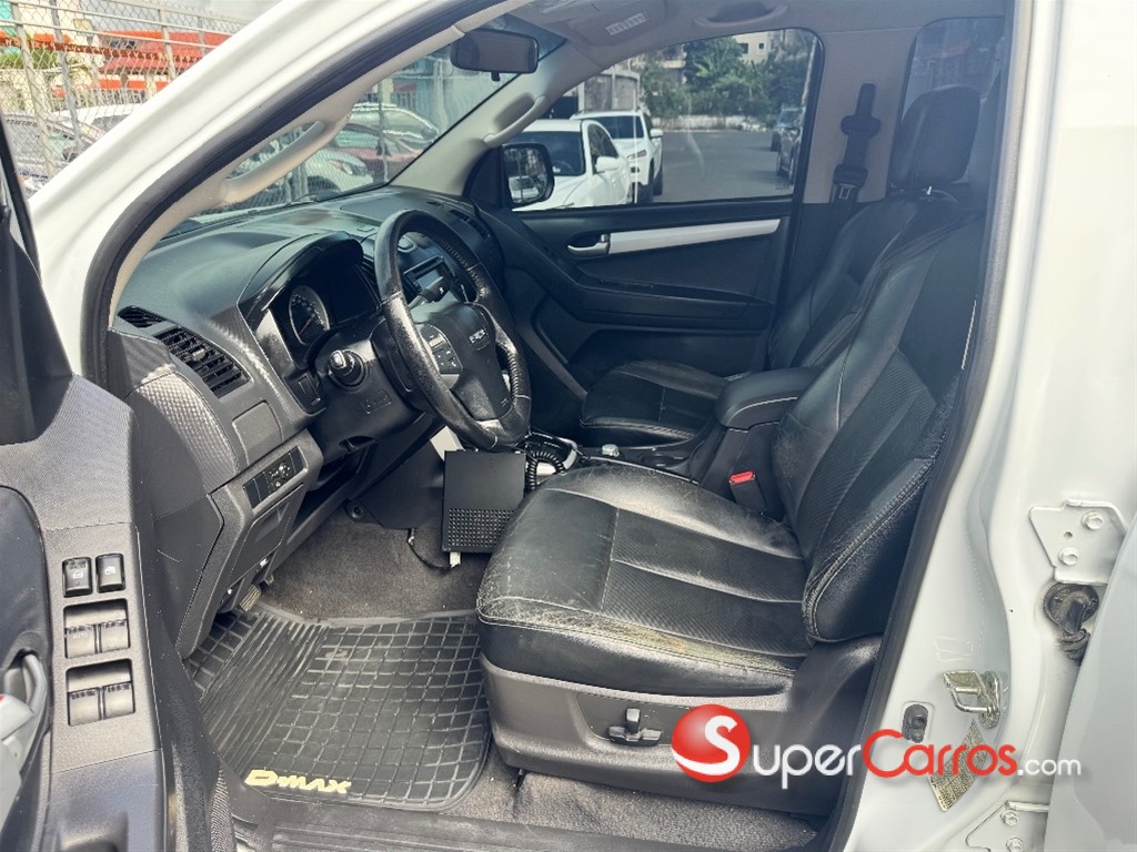 2019 Isuzu DMAX LS — foto 11 / 12