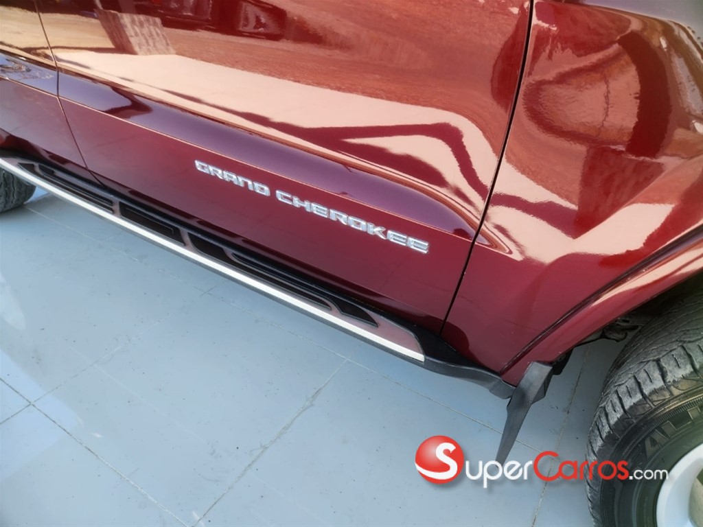 2016 Jeep Grand Cherokee Limited — foto 2 / 12