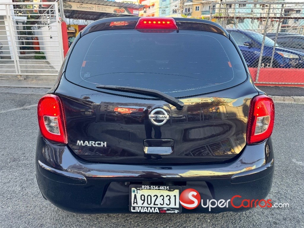 2016 Nissan March — foto 5 / 10