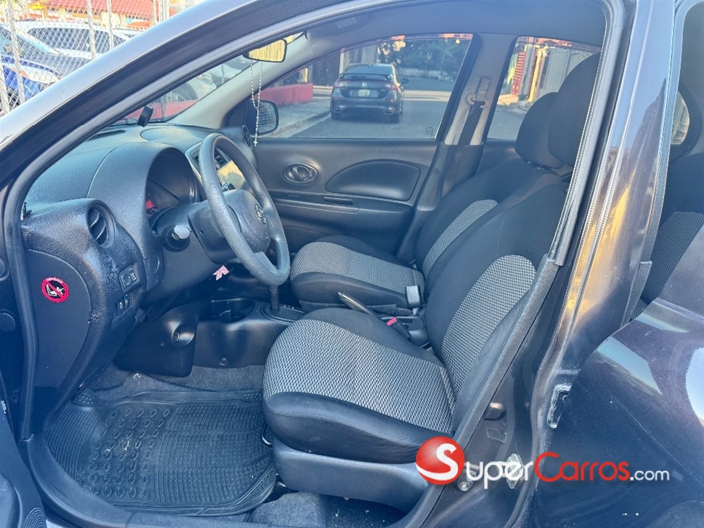 2016 Nissan March — foto 8 / 10