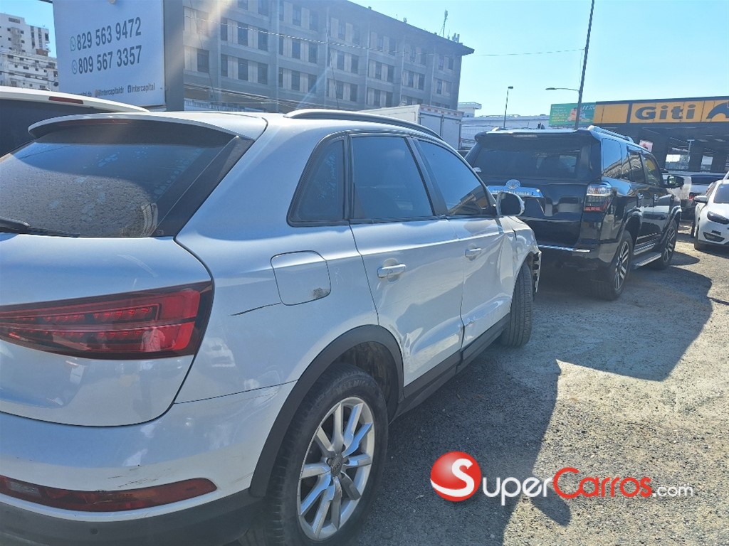 2017 Audi Q3 — foto 8 / 9