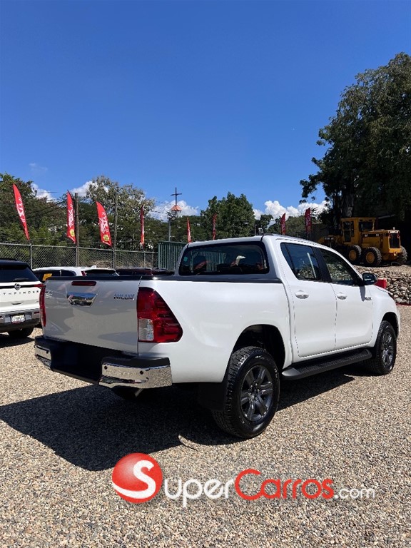 2026 Toyota Hilux — foto 9 / 12