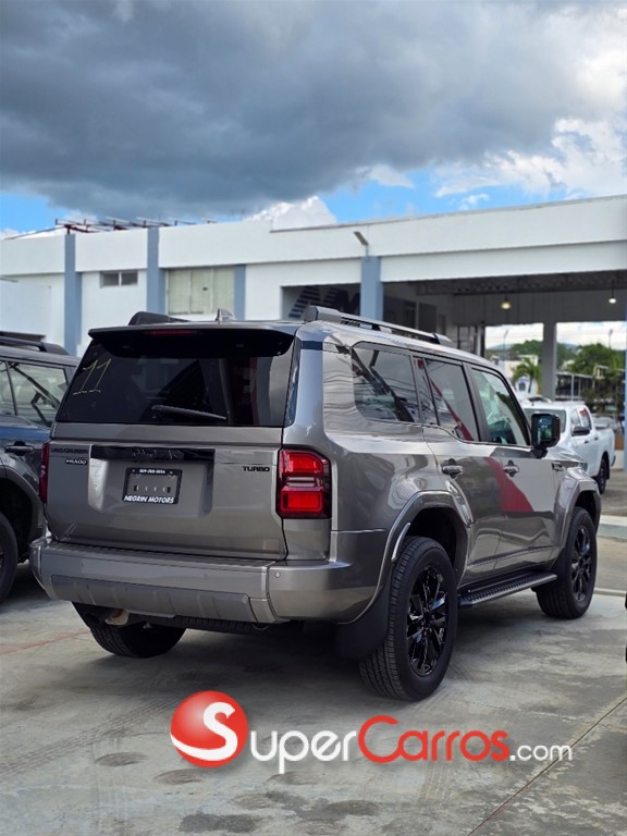 2026 Toyota Land Cruiser Prado Luxury 01 — foto 2 / 6