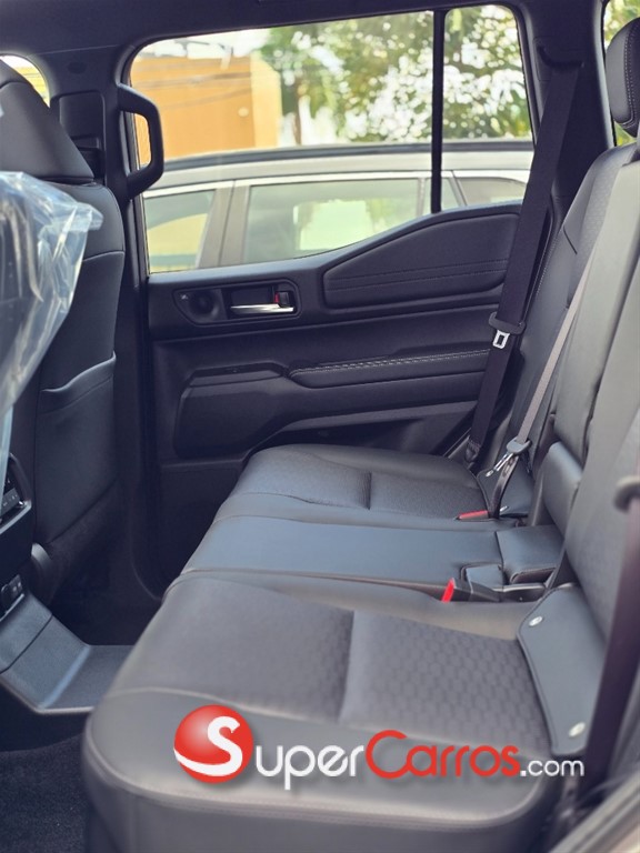 2026 Toyota Land Cruiser Prado Luxury 01 — foto 6 / 6