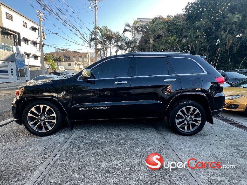 2018 Jeep Grand Cherokee Overland — foto 5 / 12