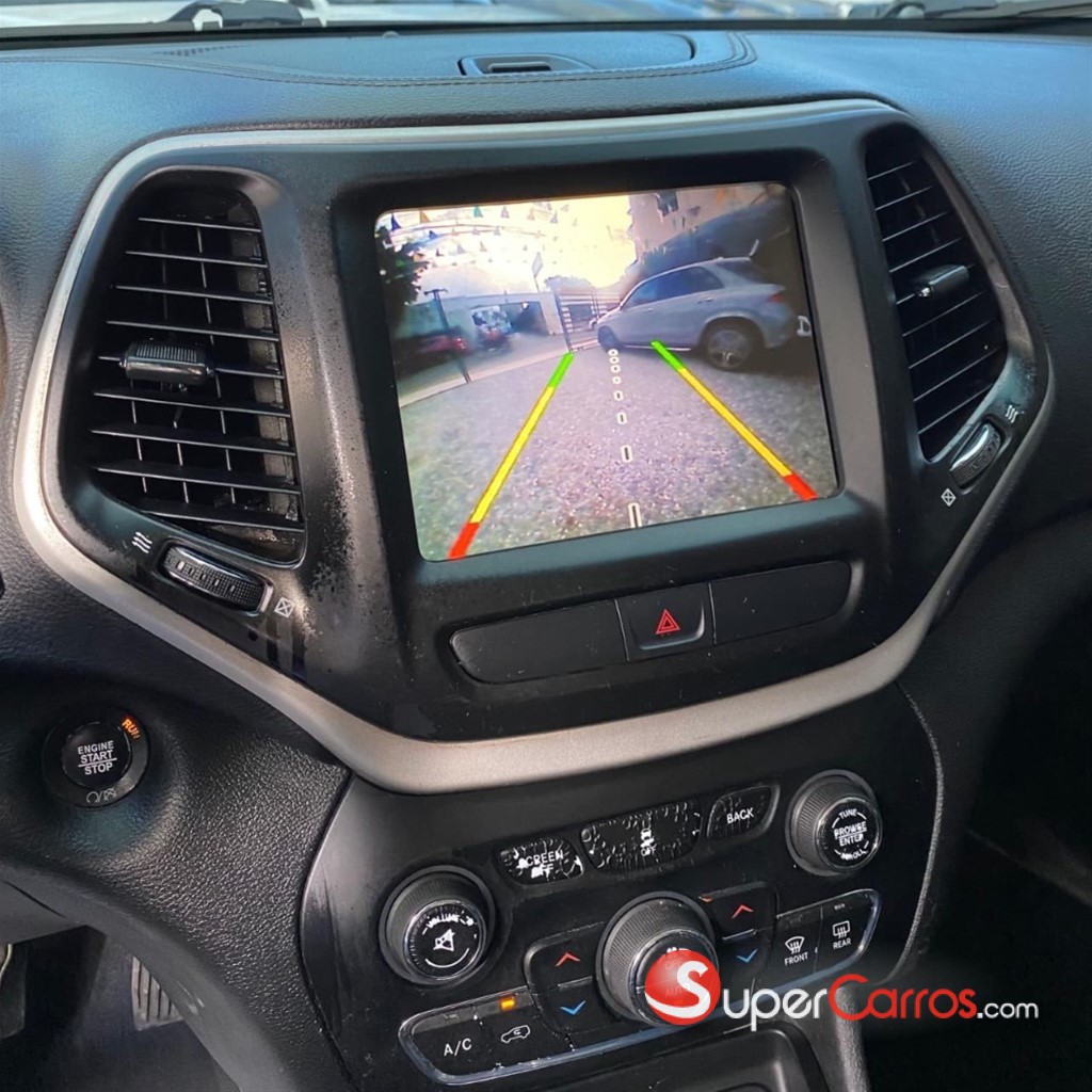 2017 Jeep Cherokee Latitude — foto 2 / 12