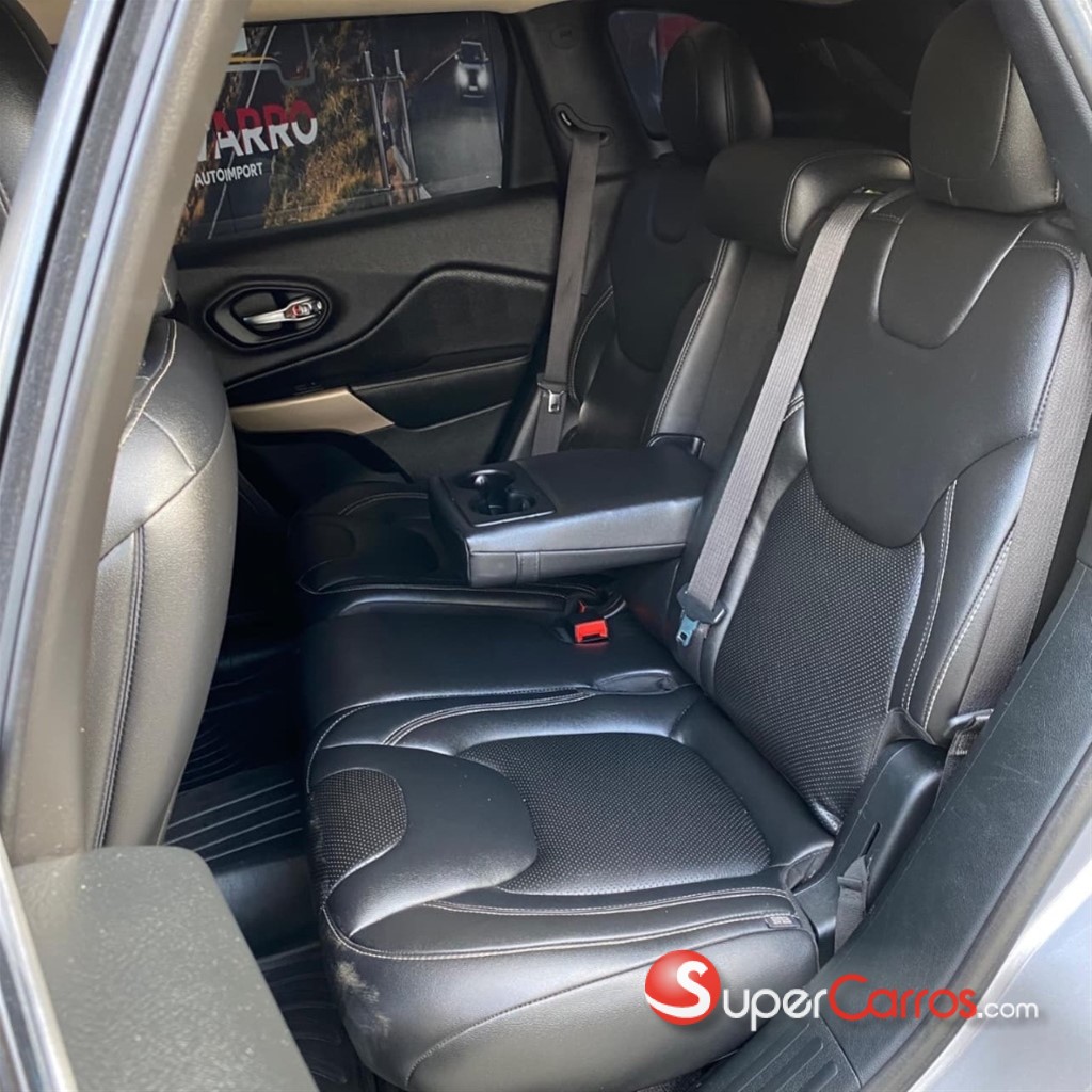 2017 Jeep Cherokee Latitude — foto 5 / 12