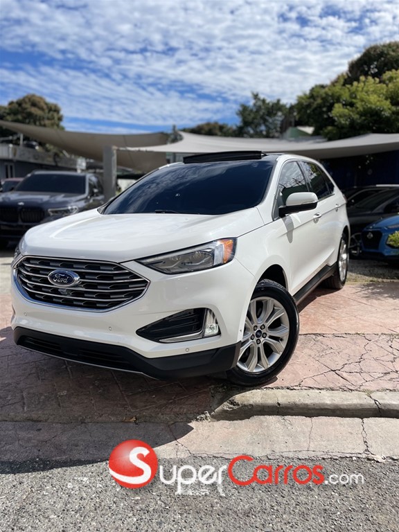 2020 Ford EDGE Titanium