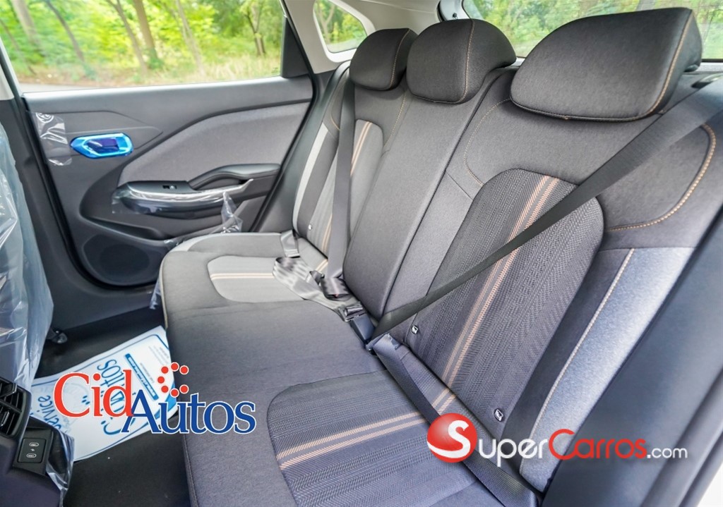 2026 Kia K-3 Cross — foto 10 / 11