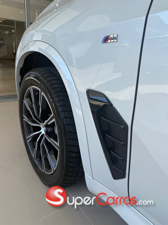 2026 BMW X 5 40i — foto 2 / 9
